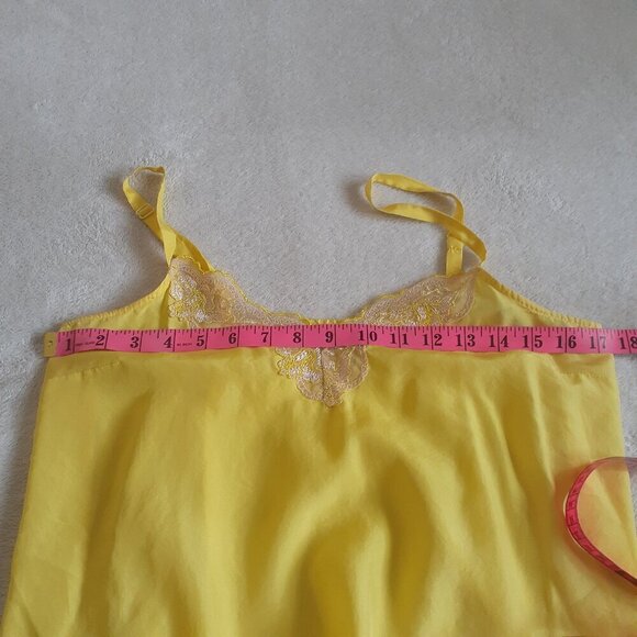 Express Women's Size M Y2K Bright Yellow 100% Silk Lace Trimmed Camisole Tank - Picture 9 of 9